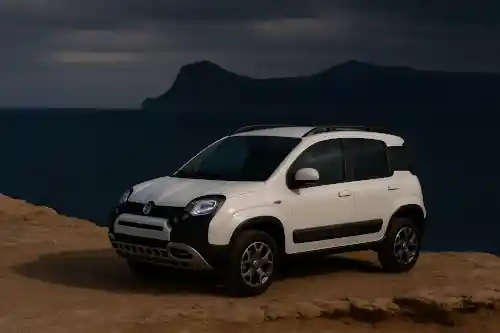 Alquiler todoterreno Fiat Panda 4x4 Cross en Ibiza